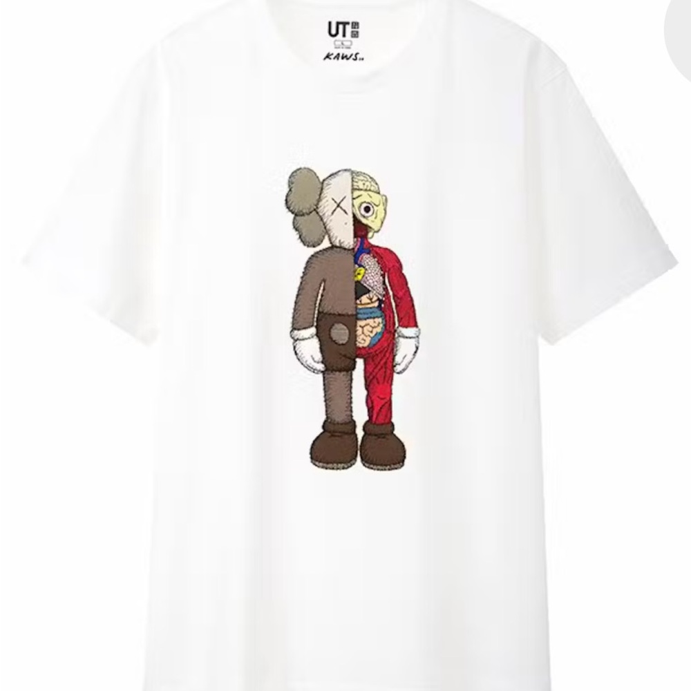 KAWS x Uniqlo T-Shirt